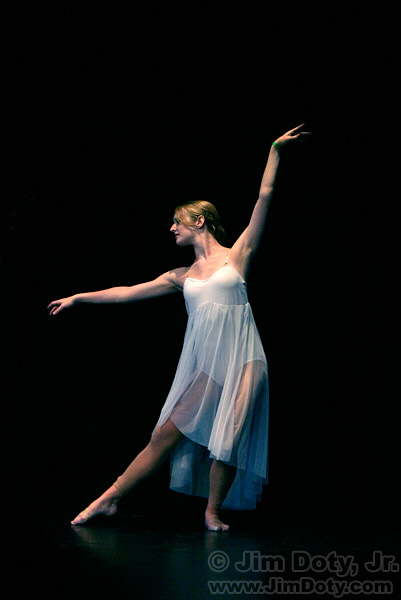 040729_Dancer_10D2_2060_w6