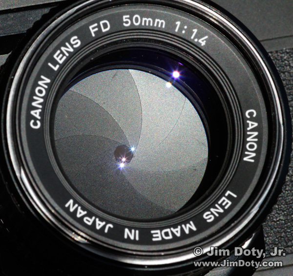 50mm lens set to f/11